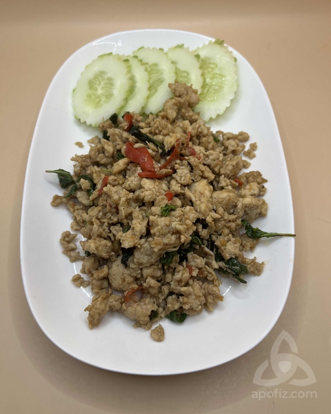 Pad kapao chicken 🐓