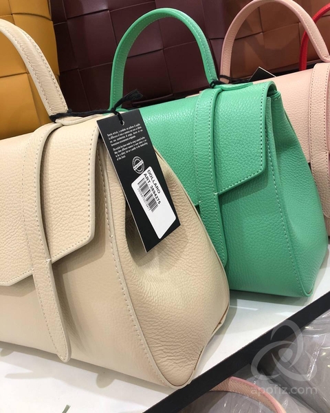 dd9e67b4-174c-4a76-bd5f-a5999ceb1a39.2-ccb7-4