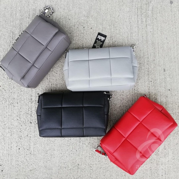 f7da08d0-4e46-45f3-ac7b-c595e25cdef8.com_nc_cat109_nc_ohcbEXDGre7hFgAX9l6kN8edmAPU89FAAAAAAccb7-4oh54b526a92ad6b4b28da6e72f2fae26d5oe608E8595_nc_sid86f79a